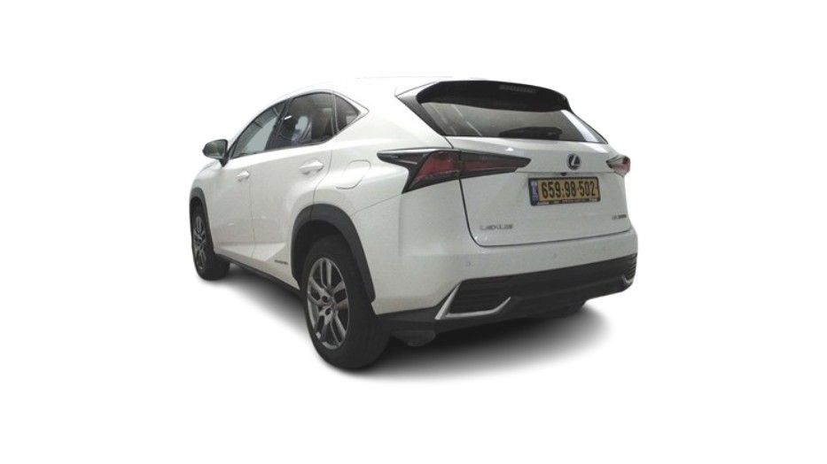 לקסוס NX 2021